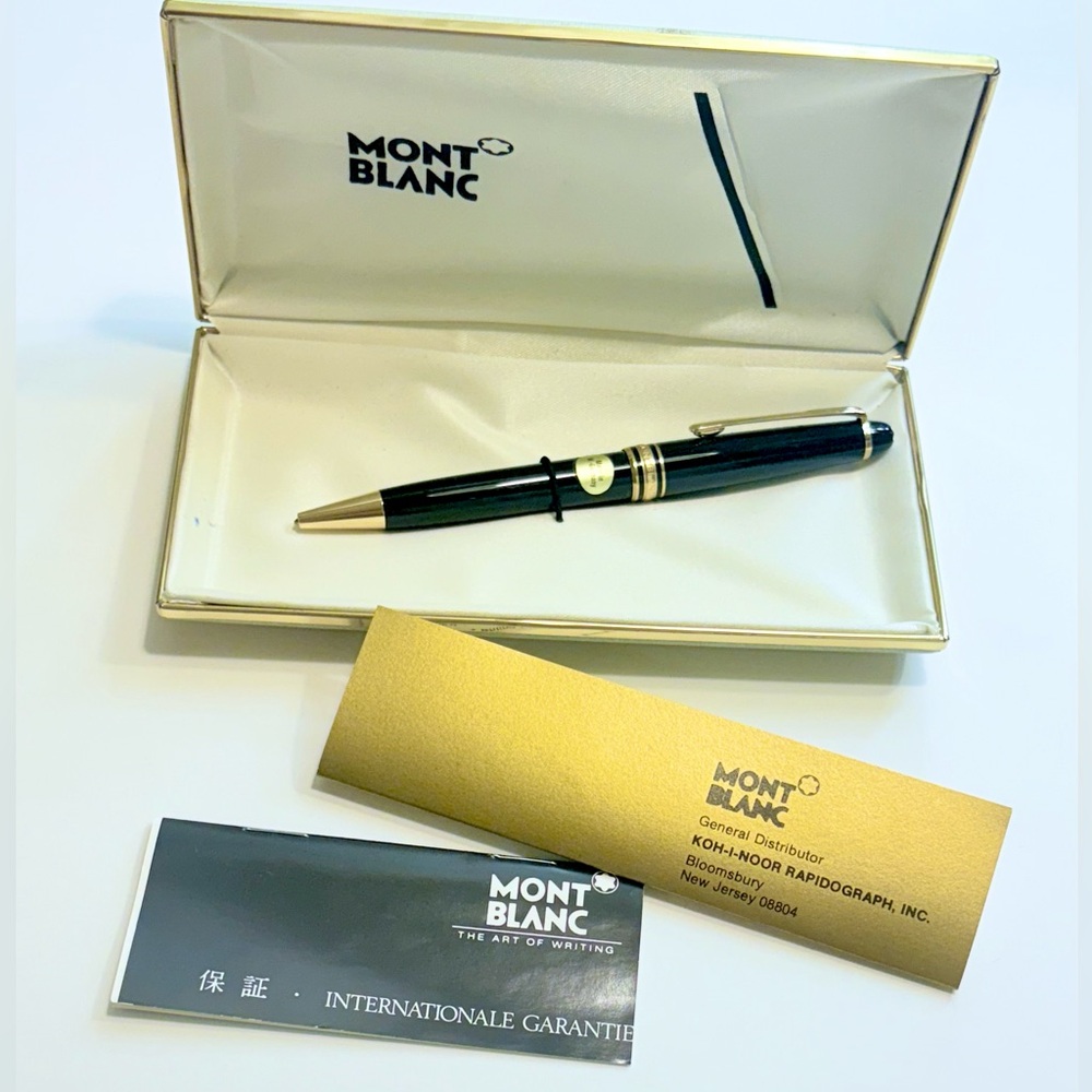 Mont Blanc Black and Gold Pen with Case - Picture 3 of 4